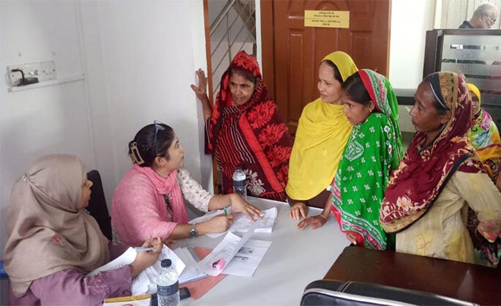 নারীদের স্বাস্থ্য সুরক্ষায় রোটারি ক্লাবের সচেতনতা উদ্যোগ