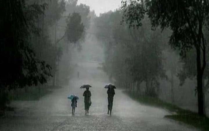 বৃষ্টি হতে পারে যেসব বিভাগে আজ