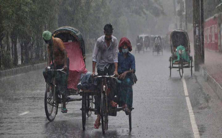 সব বিভাগে হালকা থেকে মাঝারি বৃষ্টির আভাস