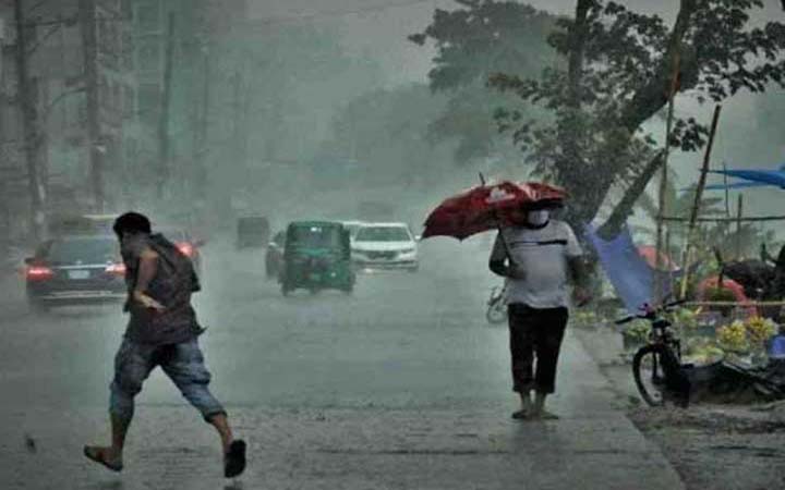 দুপুরের মধ্যে ১১ অঞ্চলে ঝড়-বৃষ্টির সম্ভাবনা