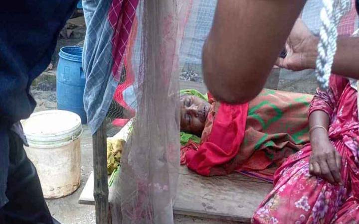 সেপটিক ট্যাংকে পড়ে মা-ছেলেসহ তিনজনের মৃত্যু