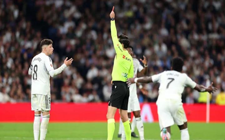 ভালভার্দের লাল কার্ডের পরও আতলেতিকোকে হারাল রিয়াল