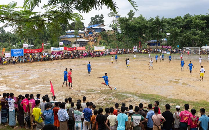 বিশ্ব শরণার্থী দিবসে প্রীতি ম্যাচ, ২-০ গোলে জিতল রোহিঙ্গা দল