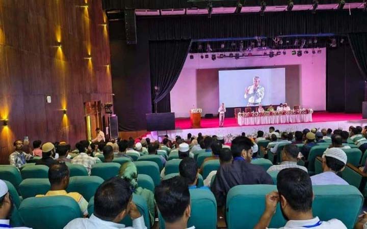 কৃষি ও ছাদবাগানের প্রসারে শেকৃবিতে দিনব্যাপী সম্মেলন