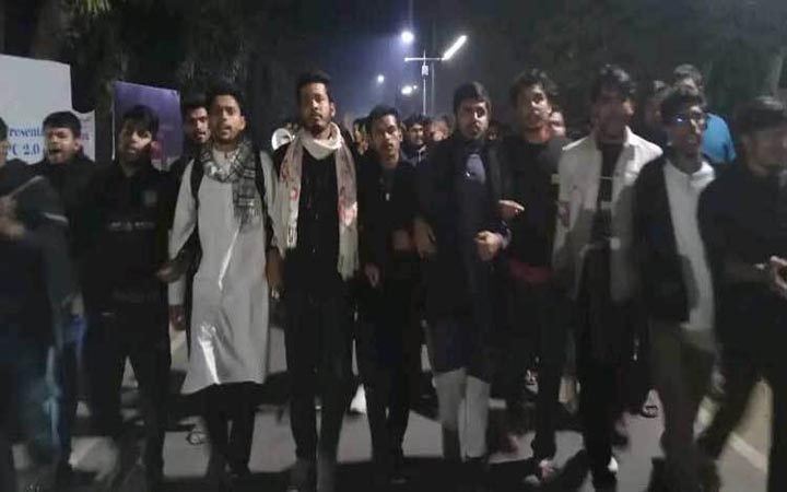 শিক্ষার্থী হত্যার প্রতিবাদে শাবিপ্রবিতে বিক্ষোভ