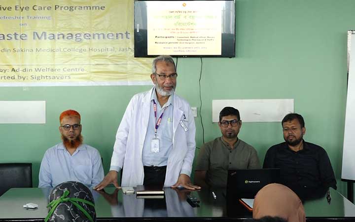 আদ্-দ্বীন সকিনা মেডিকেল কলেজ হাসপাতালে বর্জ্য ব্যবস্থাপনা বিষয়ক ওরিয়েন্টেশন
