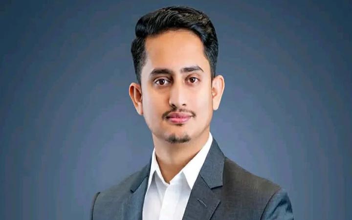 পঞ্চগড়-১ আসনে মনোনয়নপত্র কিনলেন সারজিস আলম