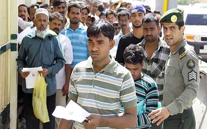 সৌদিতে ব্যাপক ধরপাকড়, ২২ হাজারের বেশি প্রবাসী গ্রেফতার