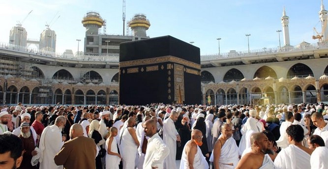 হজে হারিয়ে যান ধর্ম প্রতিমন্ত্রী, ৫ ঘণ্টা পর উদ্ধার