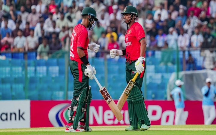 বাংলাদেশকে হারিয়ে টি-টোয়েন্টি সিরিজ জিতল অস্ট্রেলিয়া
