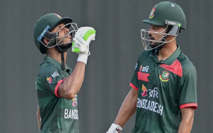 আফগান বোলারদের তাণ্ডবে ১৬০ রানেই অলআউট বাংলাদেশ