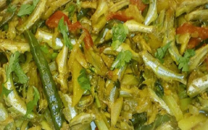 ছোট মাছ খেলে কি চোখের জ্যোতি বাড়ে