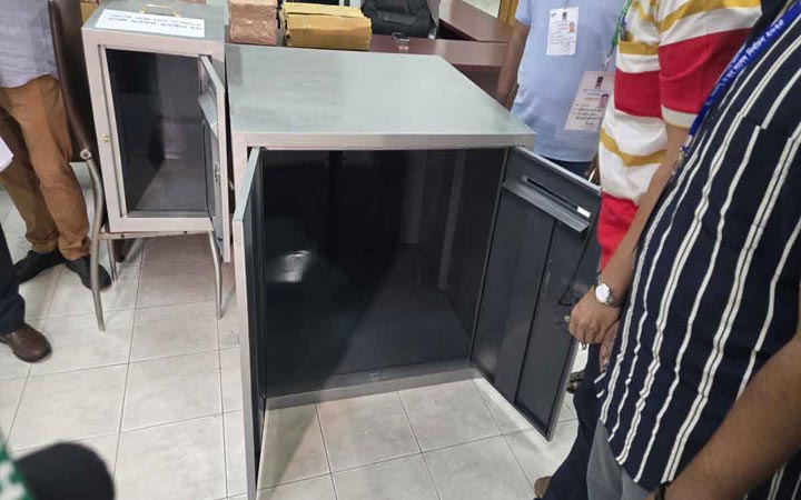 ডাকসু নির্বাচনের ব্যালট বক্স আনুষ্ঠানিকভাবে সিলগালা