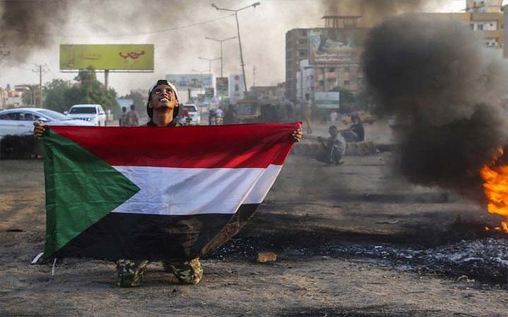 সুদানে সাহায্য বন্ধ করলো বিশ্ব ব্যাংক