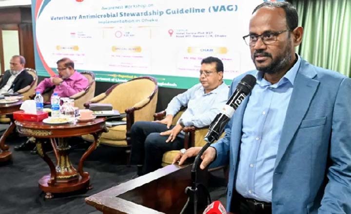 অযৌক্তিক অ্যান্টিবায়োটিক ব্যবহার রোধে সম্মিলিত উদ্যোগ জরুরি: মৎস্য ও প্রাণিসম্পদ প্রতিমন্ত্রী