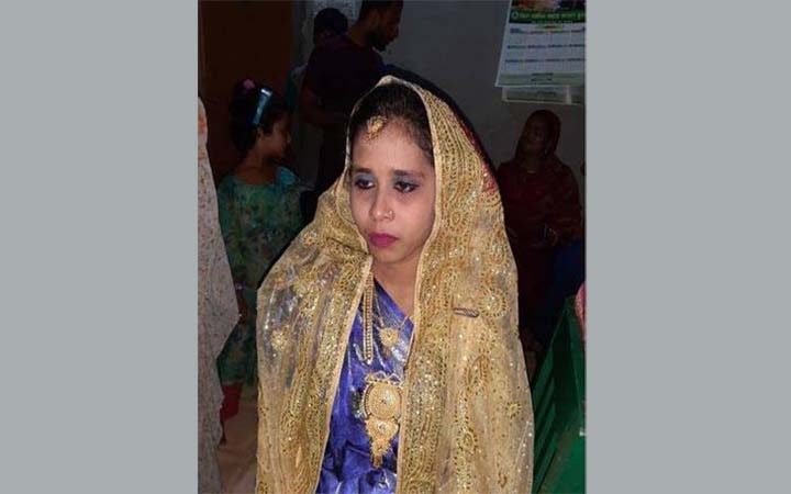 যৌতুক না পেয়ে গৃহবধূকে হত্যা