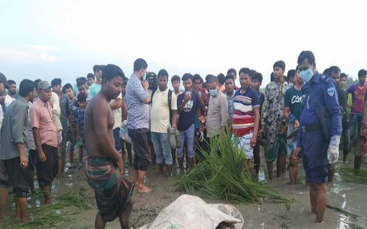 নোয়াখালীতে মধ্যবয়সী নারীর ৪ টুকরো লাশ উদ্ধার