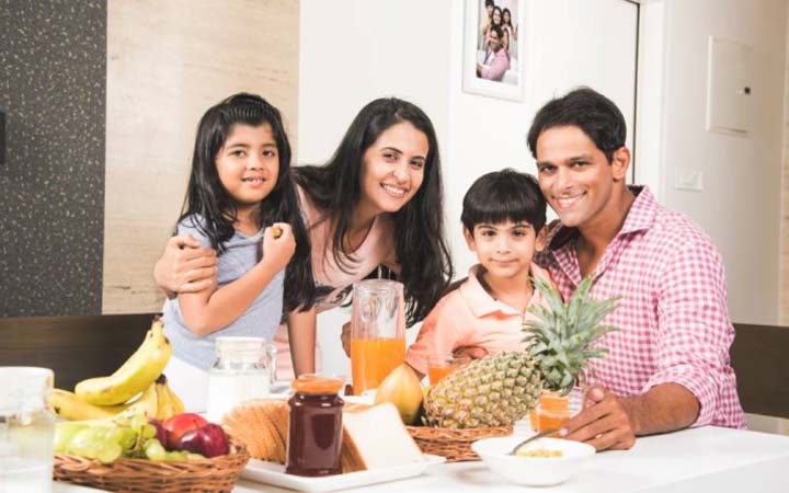 ছোটদের সুষম খাবারের অভ্যাস তৈরি করতে হবে