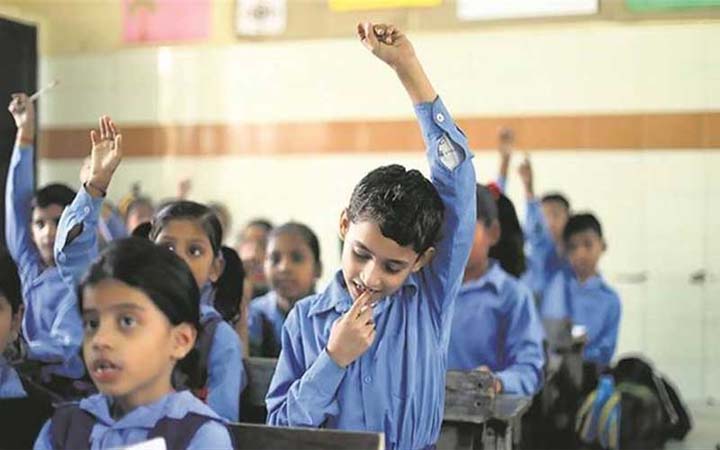 শিক্ষাপ্রতিষ্ঠানে সাপ্তাহিক ছুটি দুই দিন করার প্রস্তাব