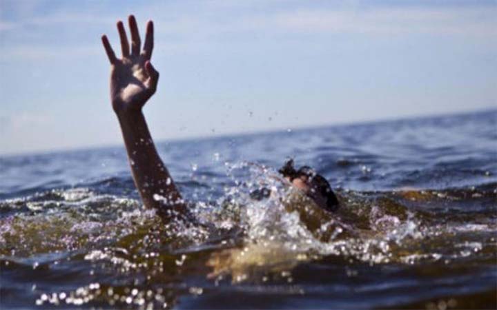 লক্ষ্মীপুরে খেলতে গিয়ে পুকুরে পড়ে দুই শিশুর মৃত্যু