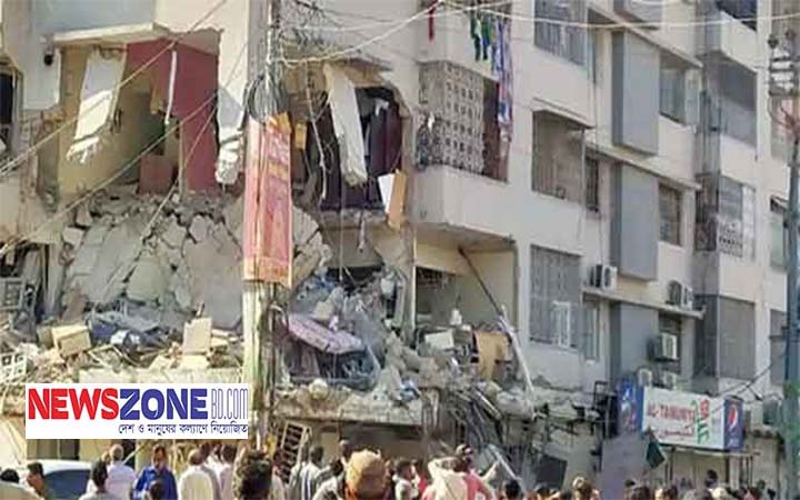 করাচিতে ভয়াবহ বিস্ফোরণ, নিহত ৫