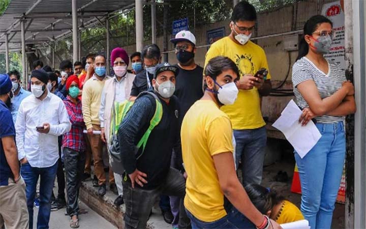 মাস্ক না পরার শাস্তি রাস্তা পরিষ্কার!