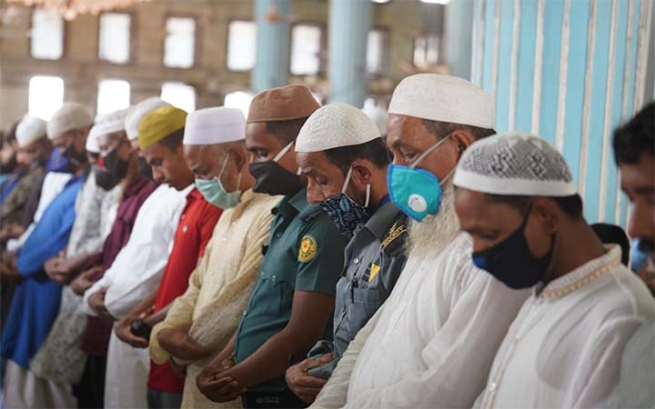 মসজিদসহ বিভিন্ন উপাসনালয়ে মাস্ক পরা বাধ্যতামূলক