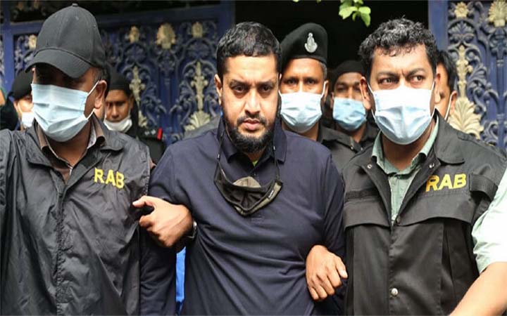 ১৮ দিনের রিমান্ডে গোল্ডেন মনির