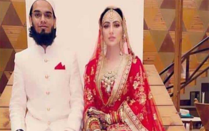 অভিনয় ছেড়ে ধর্মে মন, এবার আলেমকে বিয়ে করলেন সানা খান