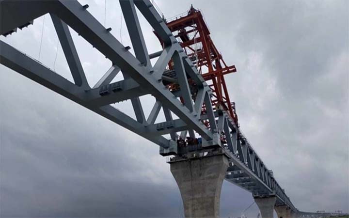 পদ্মাসেতুতে আজ বসছে ৩৯তম স্প্যান