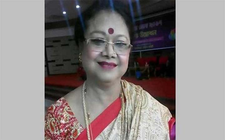 জিনাত বরকতুল্লাহ আইসিইউতে