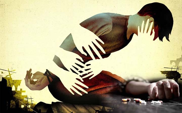 চার নারীর হেনস্থায় আত্মহত্যার পথ বেছে নিলেন যুবক