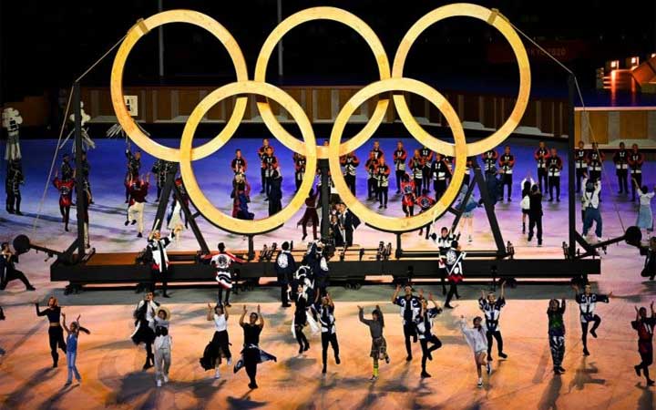 দর্শকশূন্য স্টেডিয়ামে শুরু হলো টোকিও অলিম্পিকসের উদ্বোধনী অনুষ্ঠান