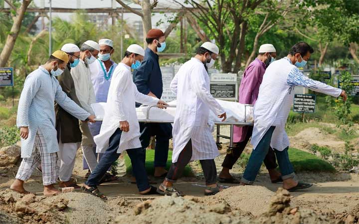 ময়মনসিংহে করোনা পজিটিভ ও উপসর্গ নিয়ে ১৭ জনের মৃত্যু