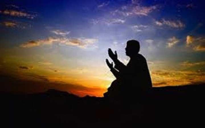 দোয়া কবুলের প্রধান শর্ত হালাল উপার্জন