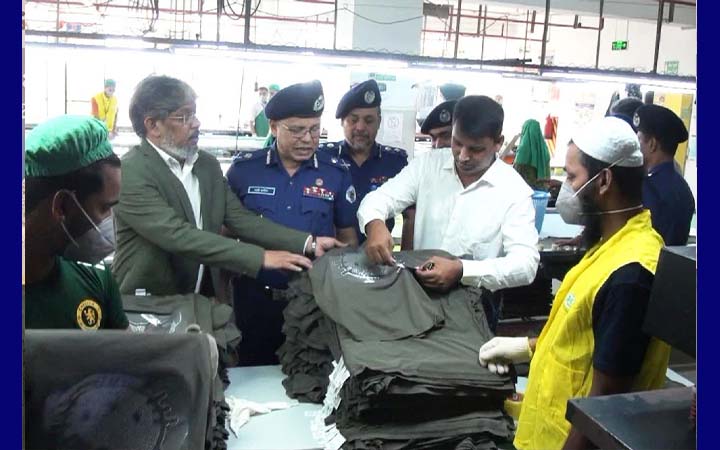 নারায়ণগঞ্জে কারখানা পরিদর্শনে শিল্প পুলিশ প্রধান