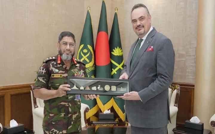 সেনাপ্রধানের সঙ্গে মার্কিন রাষ্ট্রদূতের সৌজন্য সাক্ষাৎ