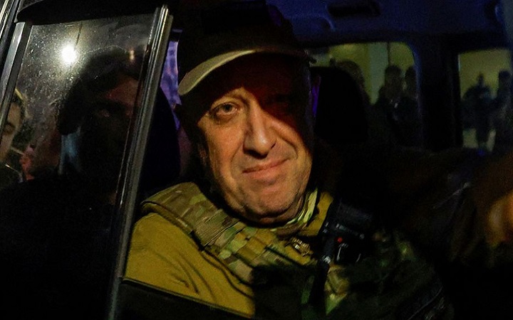 রাশিয়ার ওয়াগনার প্রধান বিমান দুর্ঘটনায় নিহত