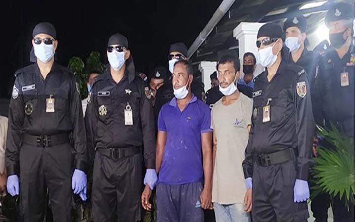 চুরি করতে বাধা দেওয়ায় ইউএনওর উপর হামলা