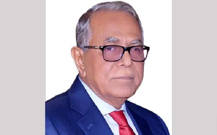 রাষ্ট্রভাষা শহীদদের প্রতি রাষ্ট্রপতির শ্রদ্ধা নিবেদন