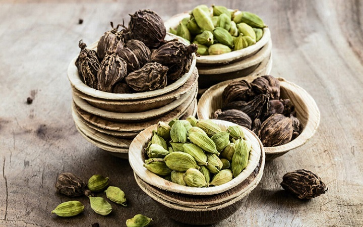 মসলার রানী এলাচের যত স্বাস্থ্যগুণ
