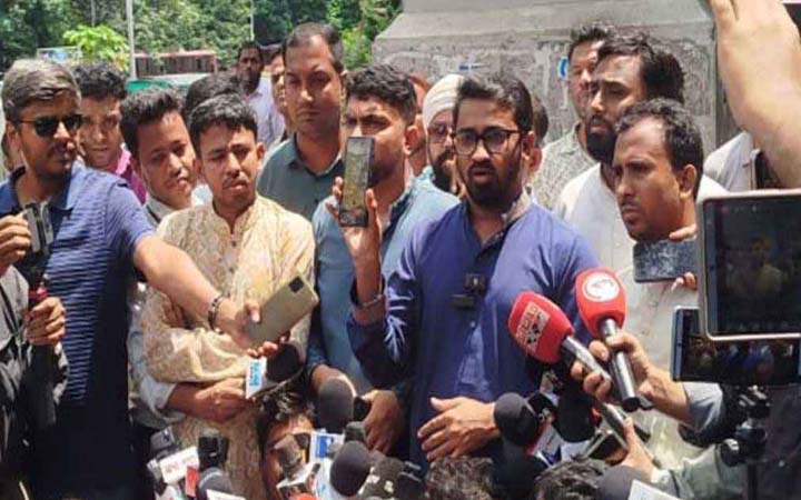 নুরকে সুস্থ দেখানোর ষড়যন্ত্র চলছে, তার অবস্থা আশঙ্কাজনক: রাশেদ খান