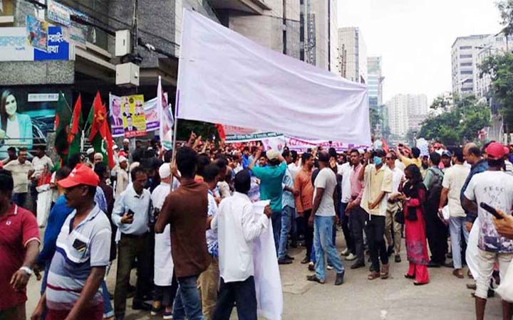 বিএনপির বিজয় র‌্যালি: নয়াপল্টনে জড়ো হচ্ছে নেতাকর্মীরা