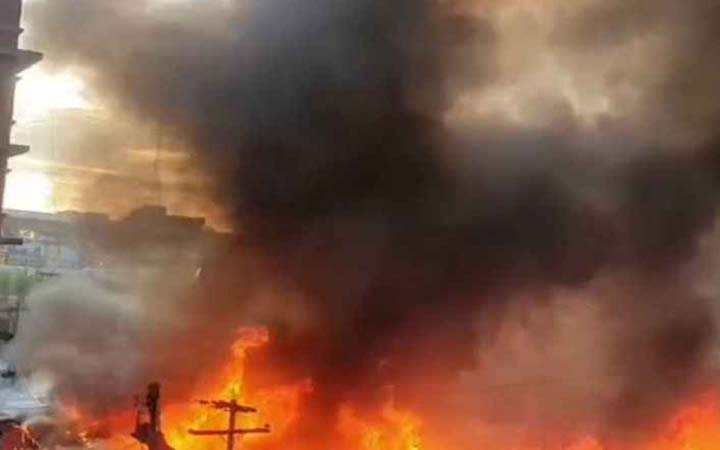 গাজীপুরে কাঁচাবাজারের আগুন নিয়ন্ত্রণে