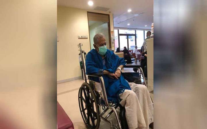 সাবেক রাষ্ট্রপতি আবদুল হামিদকে নিয়ে ছেলের আবেগঘন ফেসবুক পোস্ট