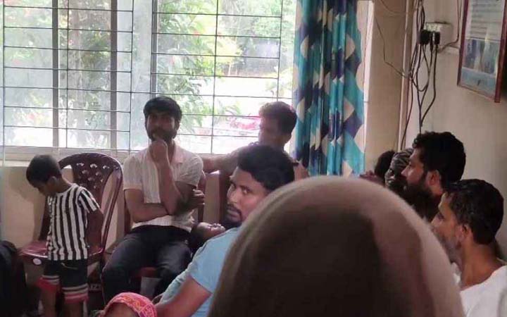 মেহেরপুর সীমান্ত দিয়ে ১৭ বাংলাদেশিকে হস্তান্তর