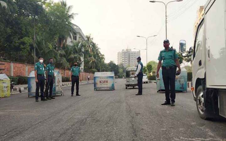 বেড়েছে গোয়েন্দা নজরদারি, চলছে চিরুনি অভিযান