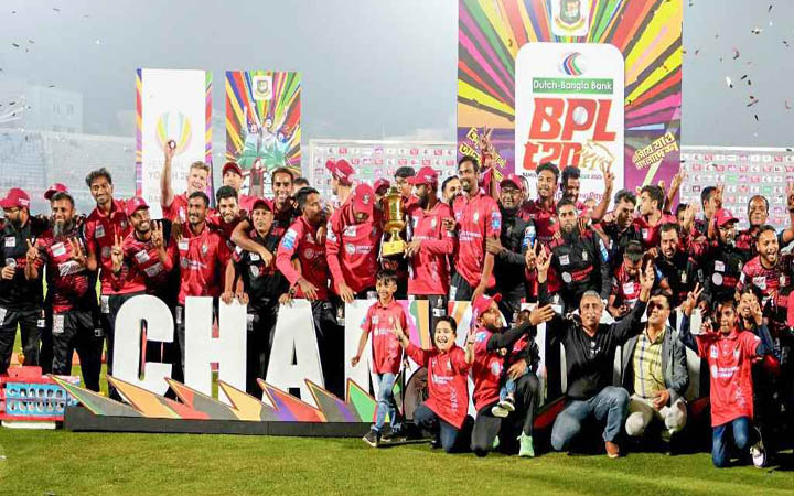 ট্রফি নিয়ে যেভাবে বরিশাল যাবেন তামিম-মাহমুদউল্লাহরা