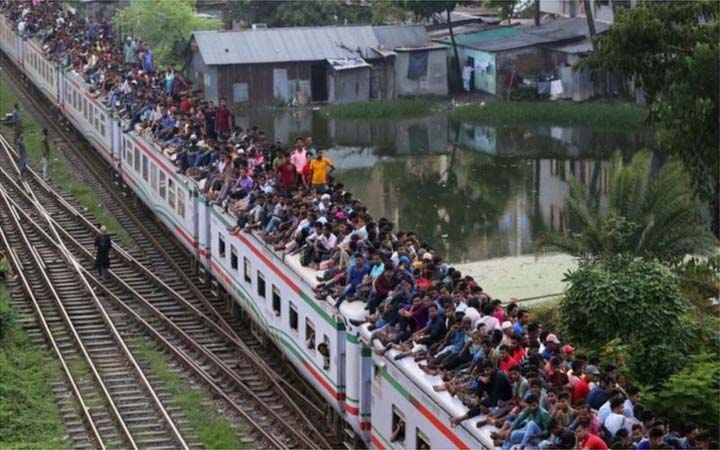 জাতীয় পরিচয়পত্র ছাড়া ট্রেনের টিকেট কেনা যাবে না