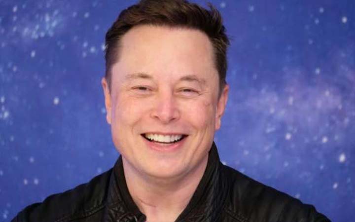 শেয়ারহোল্ডারদের ভোটে ট্যুইটারের মালিক হচ্ছেন মাস্কই!